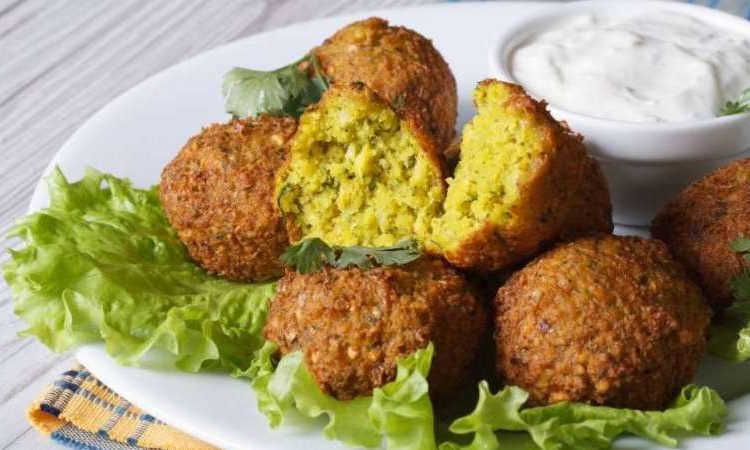 8 Makanan Khas Timur Tengah yang Wajib Anda Cicipi