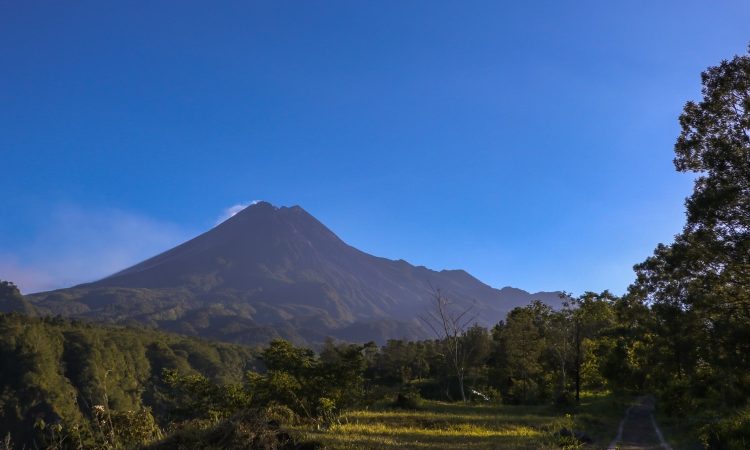 Wisata Gunung Merapi, Menikmati Keindahan Alam yang Menakjubkan