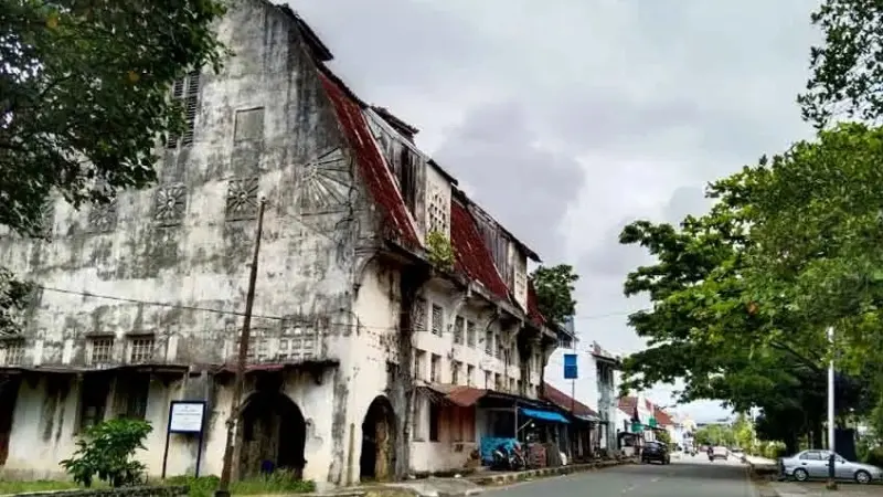 Kota Tua Padang: Kaya Sejarah, Menarik, dan Memukau